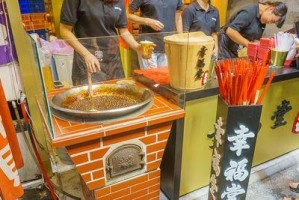 揭秘夜市抽签游戏的技巧与攻略（夜市游戏中的抽签游戏，让你技高一筹）