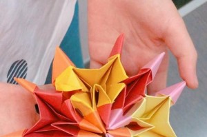 《以折纸人橘子出装攻略手机版》（高效玩转折纸人橘子，登顶排位赛的必备利器）